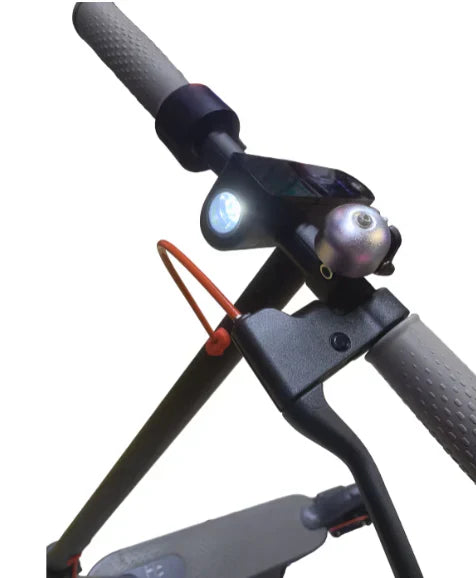Trotineta electrica AT PERFORMANCE, Putere Motor 250W, Display LCD, Aplicatie, Autonomie 18-24 km, Viteza maxima 25-30 km/h, Negru cu Gri