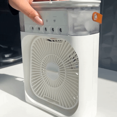Ventilator portabil 3 in 1 cu pulverizare: racorire, umidificare si iluminare