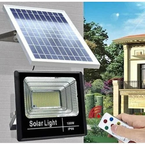 PROIECTOR CU PANOU SOLAR