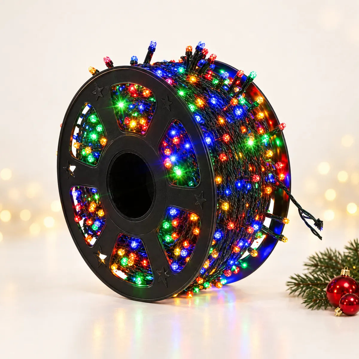 Instalație LED multicolor de 100 m pe rolă