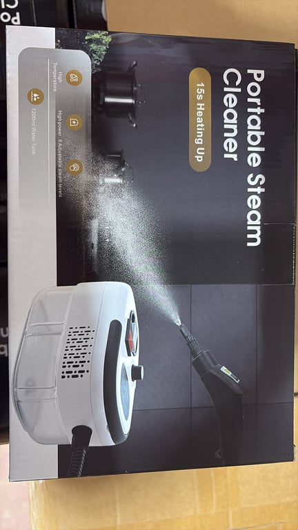 Aparat de Curățat cu Aburi Portabil – 8 Niveluri de Abur, Rezervor 1200 ml, Încălzire Rapidă în 15 Secunde
